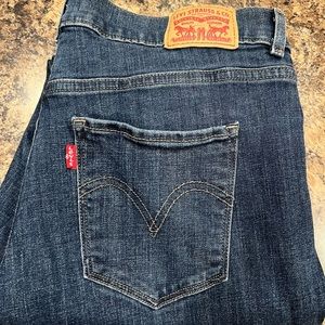 Levi’s Classic Straight (12) Blue Jeans